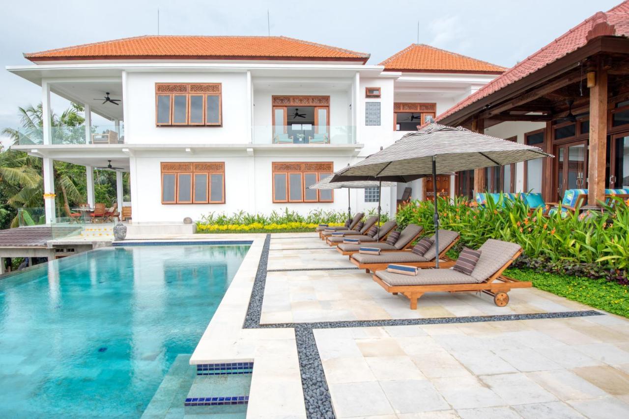 Wake In Paradise And Luxury Lebah Villas Ubud Exteriör bild